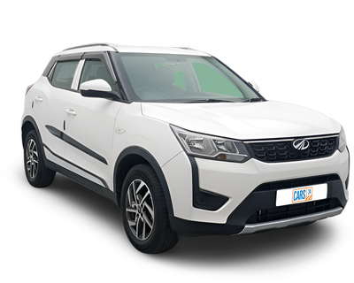 Mahindra XUV300-img